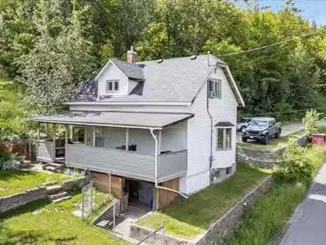House for sale in Warfield, British Columbia