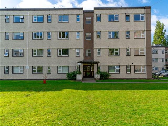 Apartment for sale in Bluebell, North Tipperary
