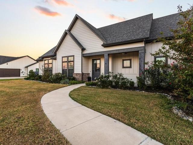 House for sale in Van Alstyne, Texas