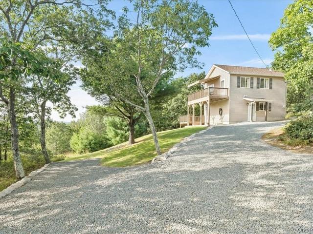 House for sale in Bloomingburg, New York