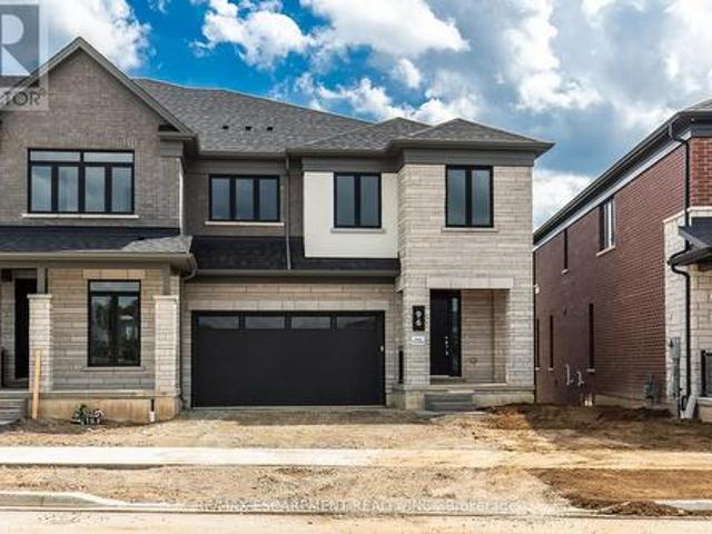 House for sale in Ancaster, Ontario
