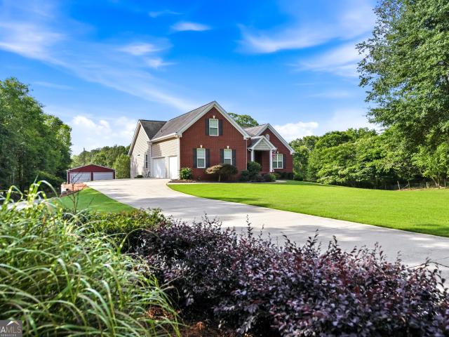 House for sale in Hoschton, Georgia