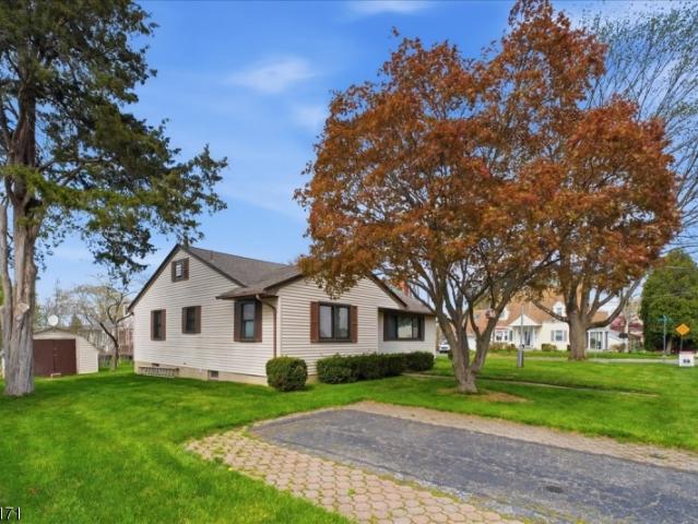 House for sale in Netcong, New Jersey