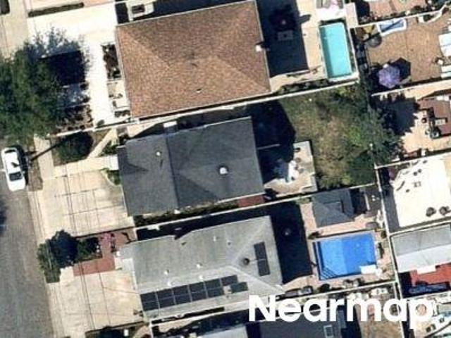 House for sale in Queens, Arverne