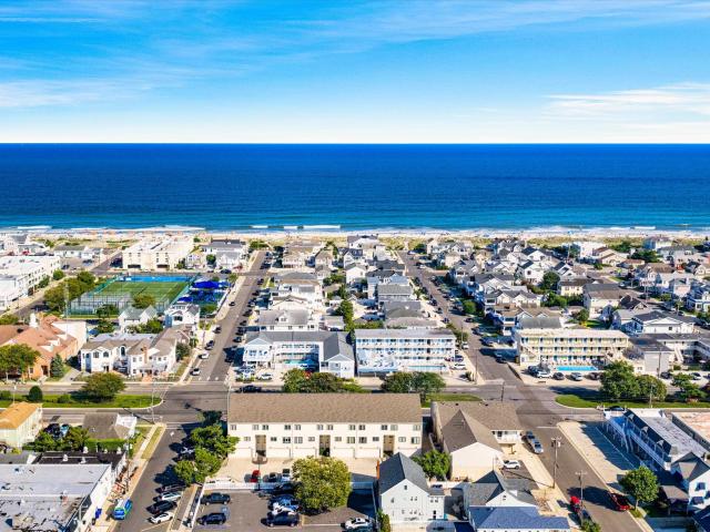 Commercial for sale in Stone Harbor, New Jersey