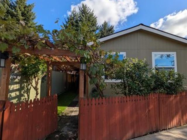 House for sale in Oregonia