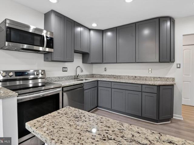 Condo for sale in Virginia