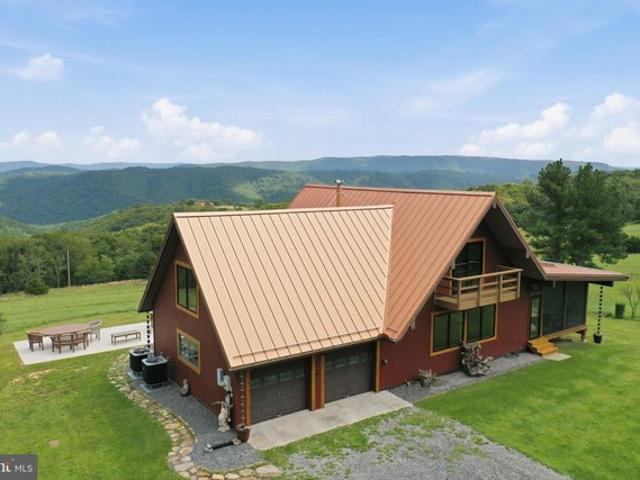 House for sale in Hardy, West Virginia