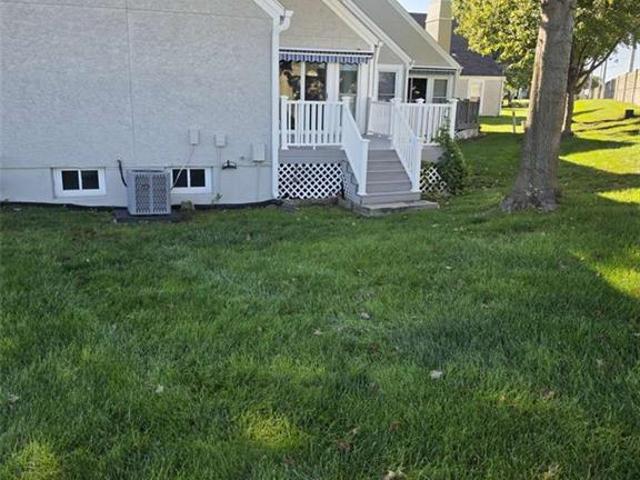 Townhouse for sale in Normandy Court, Kansas City