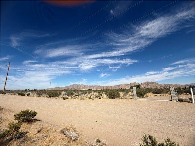 Land for sale in Lucerne Valley, California