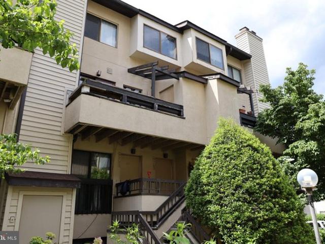 Condo for sale in Gaithersburg, Maryland