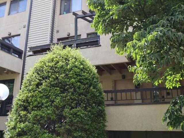 Condo for sale in Christopher Court Condominiums, Montgomery Village
