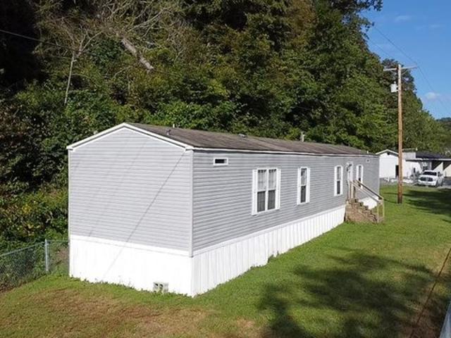 House for sale in Salyersville, Kentucky