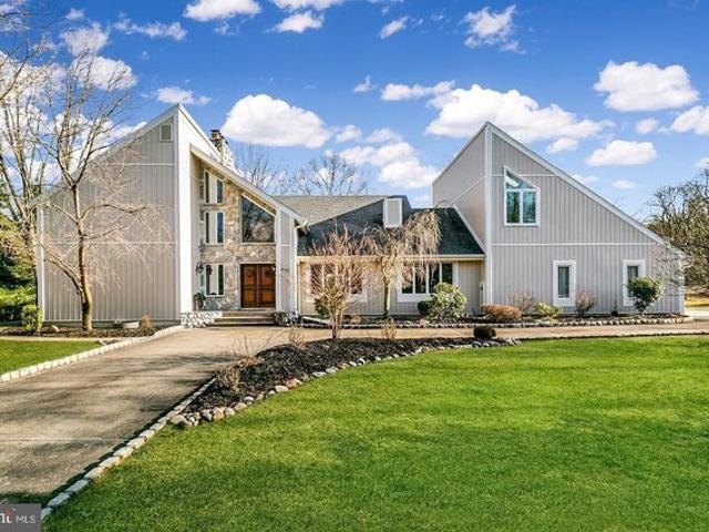 House for sale in Moorestown, New Jersey