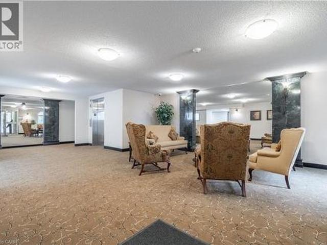 Condo for sale in Ancaster, Ontario