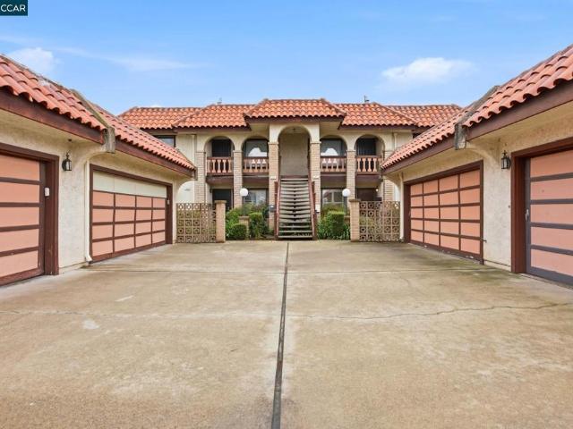 Condo for sale in San Leandro, California