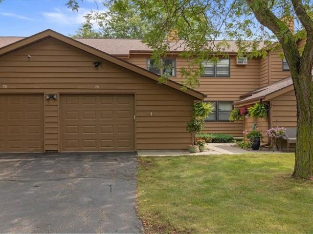 Condo for sale in Neenah, Wisconsin
