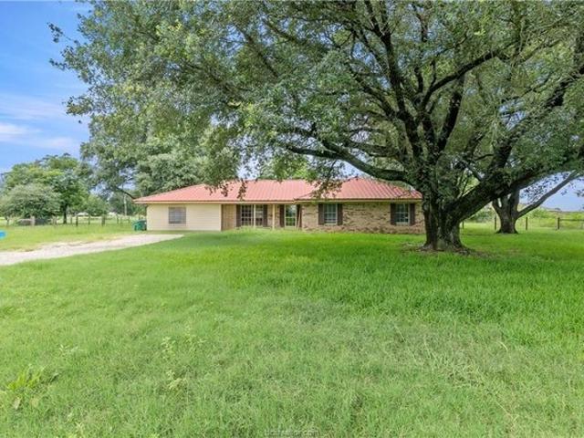 House for sale in Madisonville, Texas