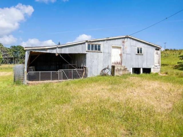 Property for sale in Marlborough