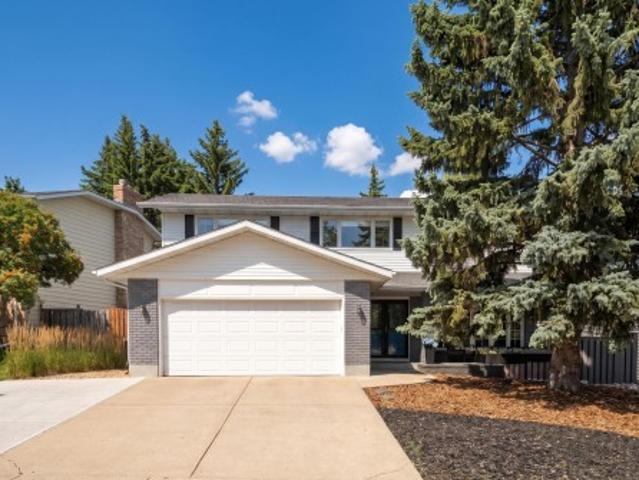 House for sale in Wedgewood, Alberta
