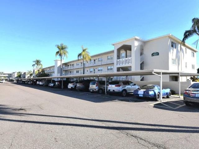 Condo for sale in Dunedin, Florida