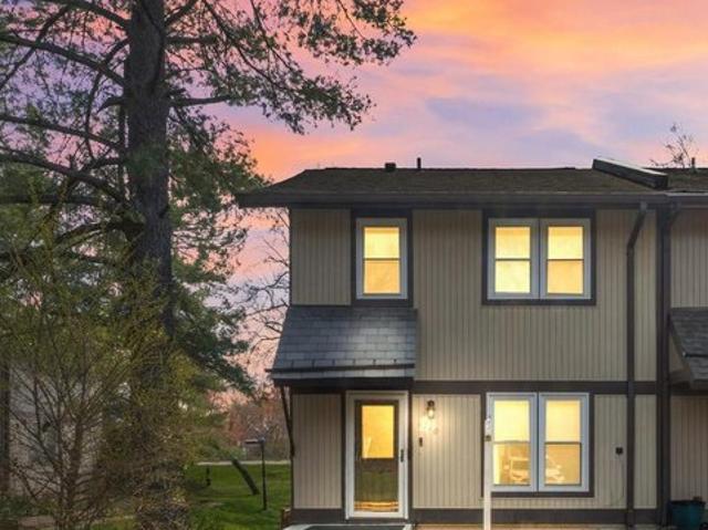 Townhouse for sale in Virginia