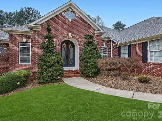 House for sale in Mecklenburg, North Carolina