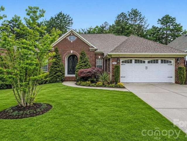 House for sale in Mecklenburg, North Carolina
