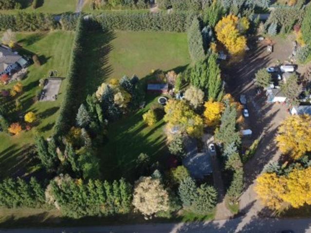 House for sale in Lewis Farms Industrial, Edmonton