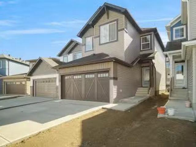 House for sale in Wedgewood, Alberta