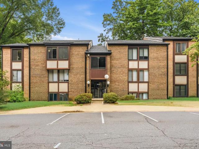 Condo for sale in Oakton, Fairfax County