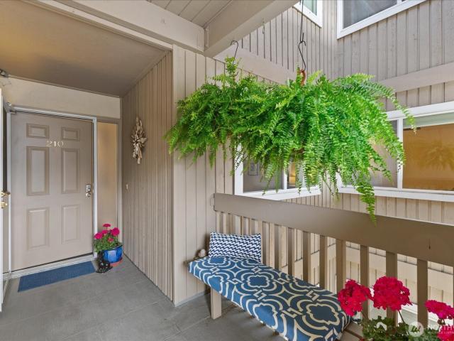 Condo for sale in Kirkland, Washington