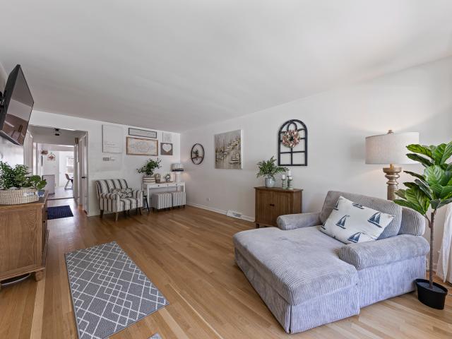House for sale in Evergreen Park, Illinois