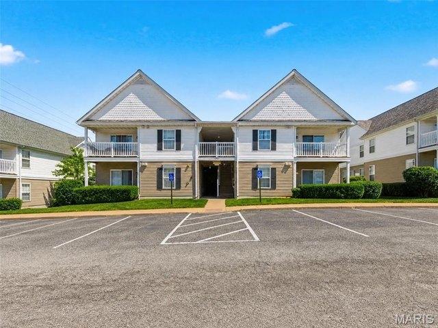 Condo for sale in Affton, Missouri