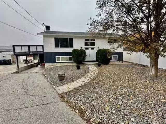 House for sale in Oliver, British Columbia