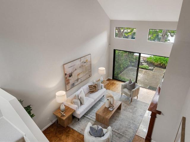 Townhouse for sale in San Mateo
