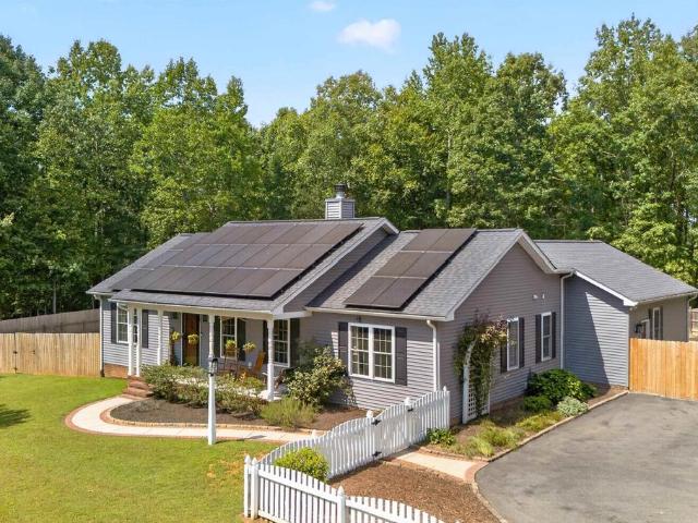 House for sale in Louisa, Louisa County
