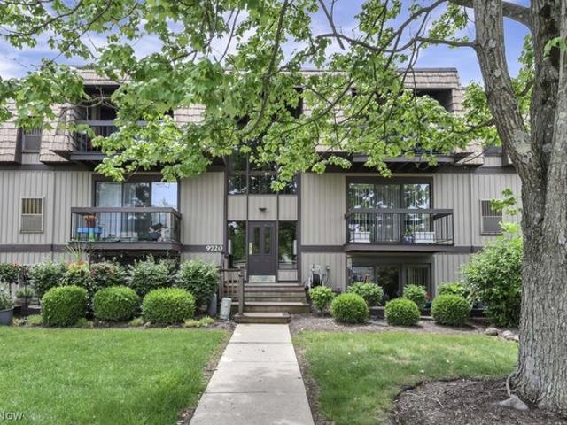 Condo for sale in North Royalton, Cuyahoga County