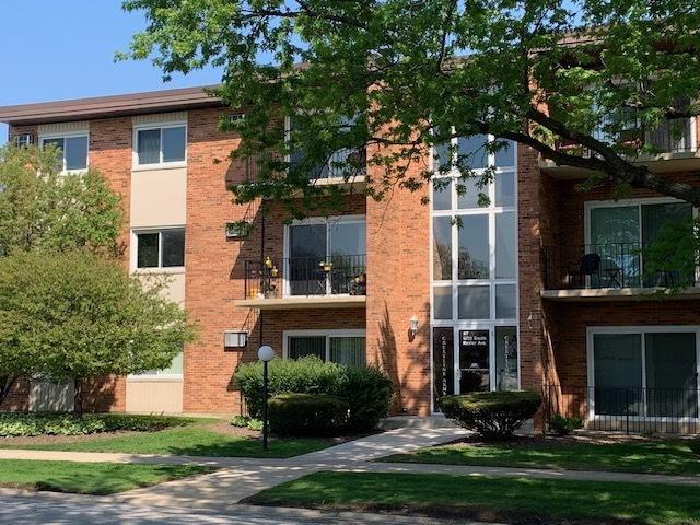 Condo for sale in Oak Lawn, Illinois