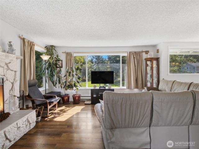 House for sale in Graham, Pierce County