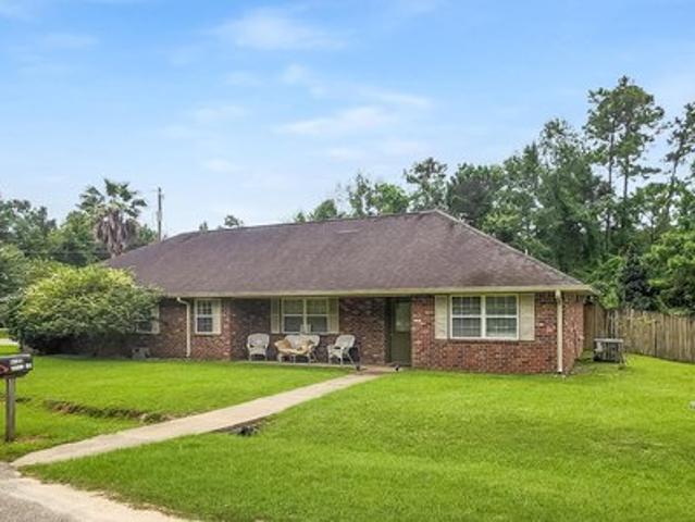 House for sale in Diamondhead, Mississippi