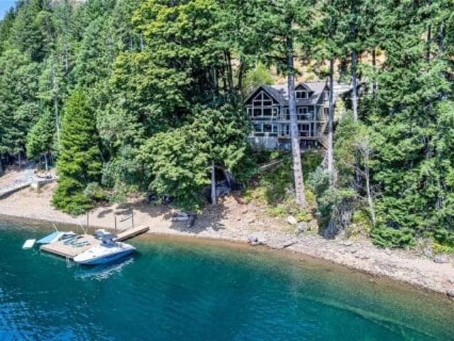 Property for sale in Lake Cowichan, British Columbia