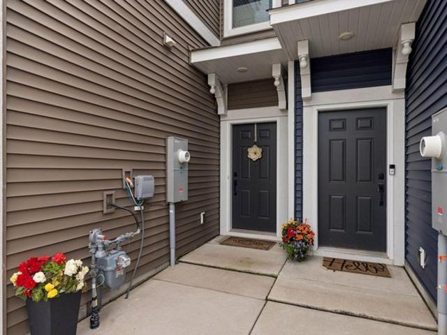 Townhouse for sale in Lake Elmo, Minnesota
