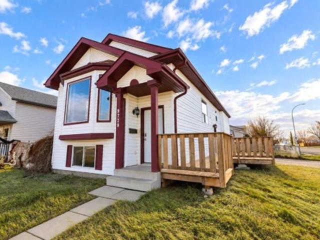 House for sale in Crystal Ridge, Grande Prairie