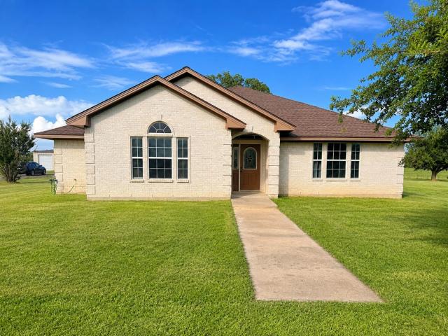 House for sale in Milam, Texas