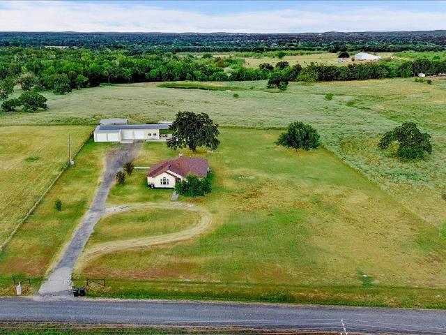 House for sale in Milam, Texas