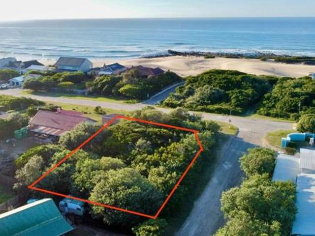 Land for sale in Bushmans River Mouth, Eastern Cape