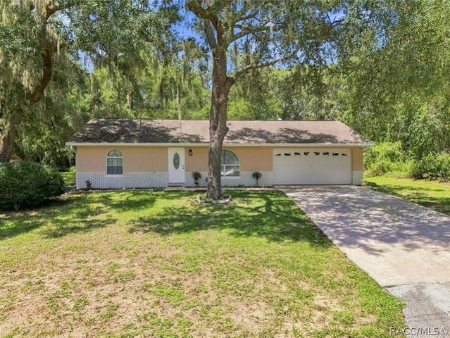 House for sale in Inverness, Florida