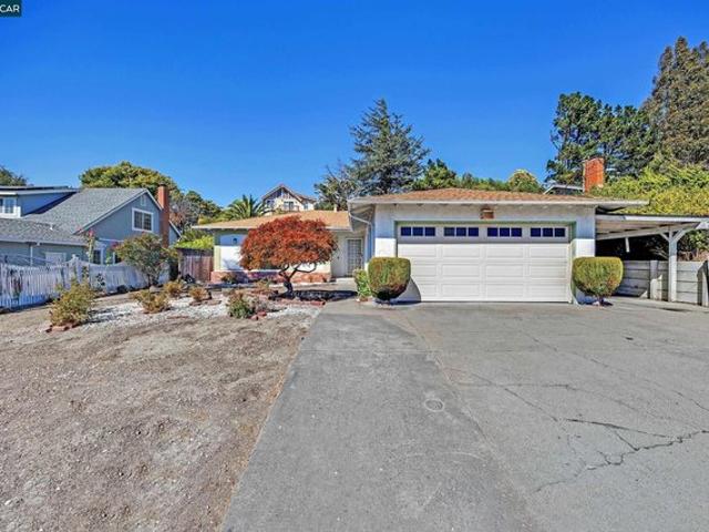House for sale in Pinole, California