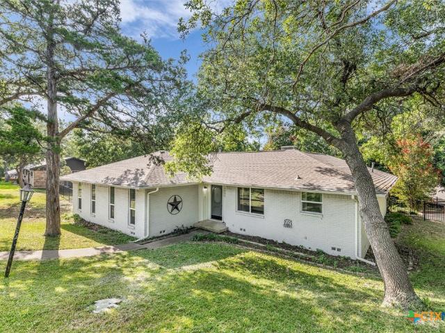 House for sale in Woodway, Texas